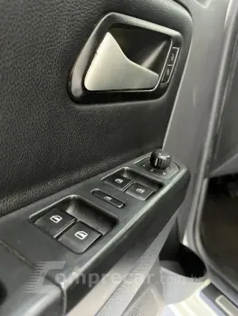 Fox Rock in Rio 1.6 Mi Total Flex 8V 5p