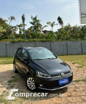 Volkswagen FOX 1.0 MI Comfortline 8V 4 portas