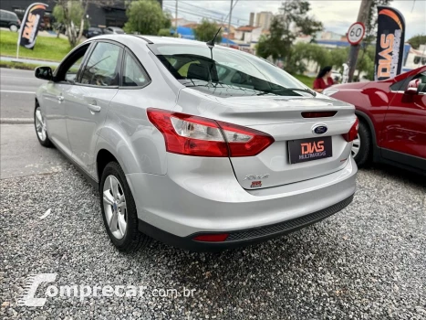 FOCUS 2.0 SE Sedan 16V