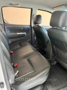 Hilux Caminhonete 2.7 16V 4P FLEX STD 4X4 CABINE DUPLA