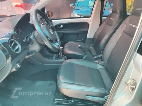 up! cross 1.0 T. Flex 12V 5p