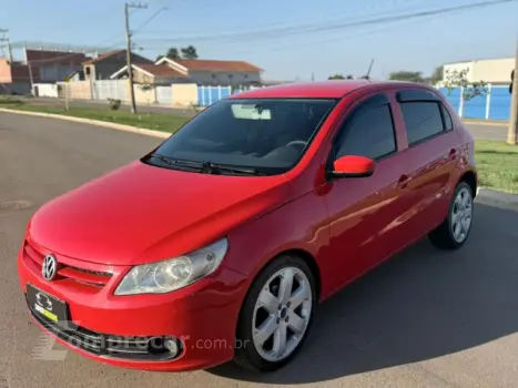 Volkswagen GOL - 1.0 MI 8V 4P MANUAL G.V 4 portas