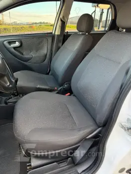 CORSA 1.4 MPFI Premium Sedan 8V