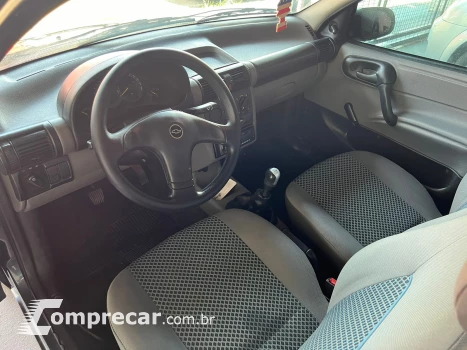 CORSA 1.0 MPFI Classic Sedan 8V