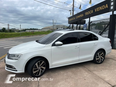 JETTA 1.4 16V TSI Comfortline