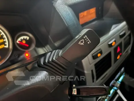 VECTRA 2.0 MPFI ELEGANCE 8V 140CV FLEX 4P AUTOMÁTICO