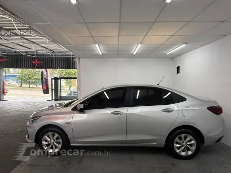 ONIX SEDAN Plus LT 1.0 12V TB Flex Mec.
