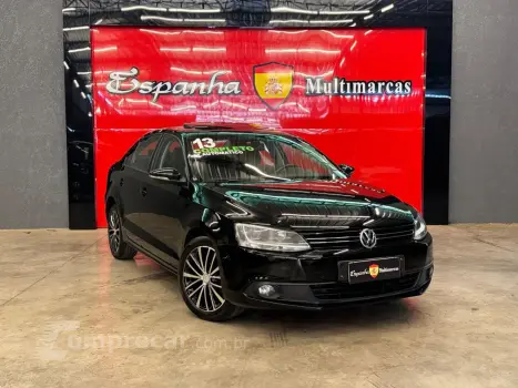 Volkswagen Jetta 2.0 Comfortline Flex 4P Tiptronic 4 portas