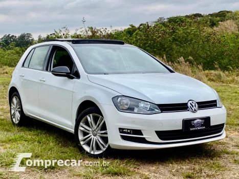 Volkswagen Golf 1.4 TSi Highline (Aut) 4 portas