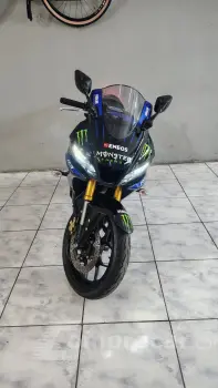YZF R3 MONSTER