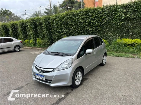 Honda FIT 1.4 LX 16V 4 portas