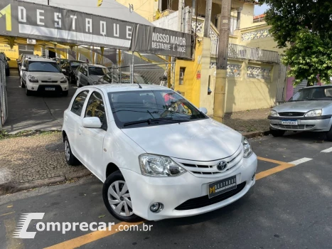 Toyota ETIOS X 1.3 Flex 16V 5p Mec. 4 portas