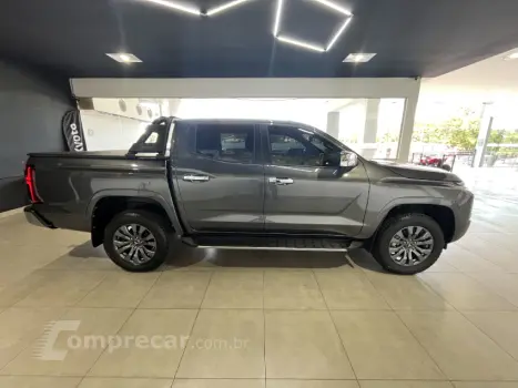 TRITON 2.4 Biturbo CD Hpe-s 4X4