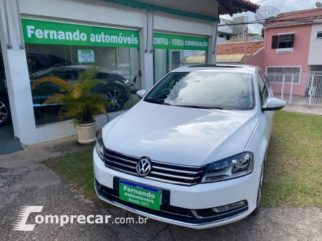 Volkswagen PASSAT 2.0 FSI DSG 4 portas