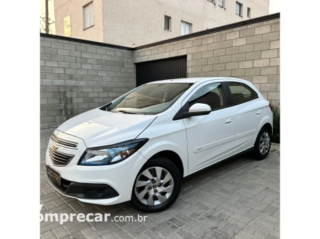 CHEVROLET ONIX 1.4 MPFI LT 8V FLEX 4P MANUAL 4 portas