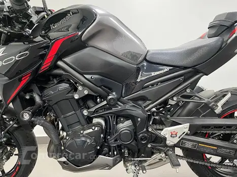 KAWASAKI Z900