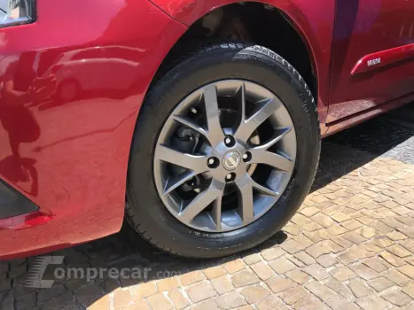 Versa 1.6 16V Flex Sv 4P Manual