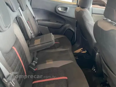 TORO - 1.8 16V EVO FREEDOM AT6