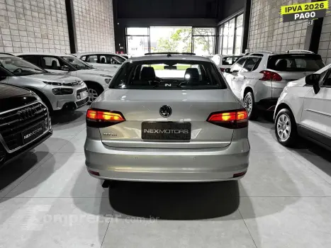 JETTA 2.0 COMFORTLINE FLEX 4P TIPTRONIC