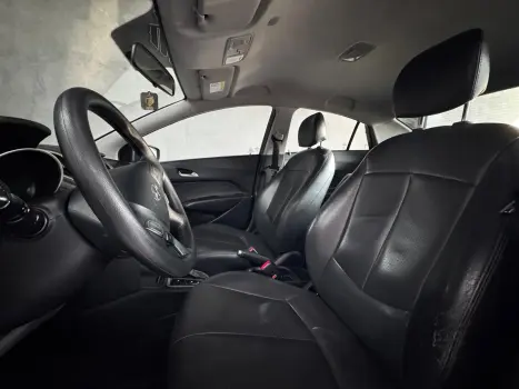 HB20S 1.6 COMFORT PLUS 16V FLEX 4P AUTOMÁTICO