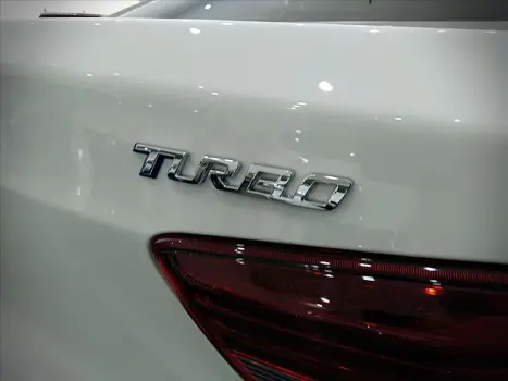 ONIX 1.0 TURBO FLEX PLUS LTZ AUTOMÁTICO