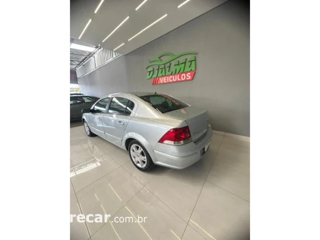 VECTRA 2.0 MPFI ELEGANCE 8V FLEX 4P AUTOMÁTICO