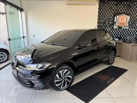 Volkswagen POLO 1.0 170 TSI Highline 4 portas