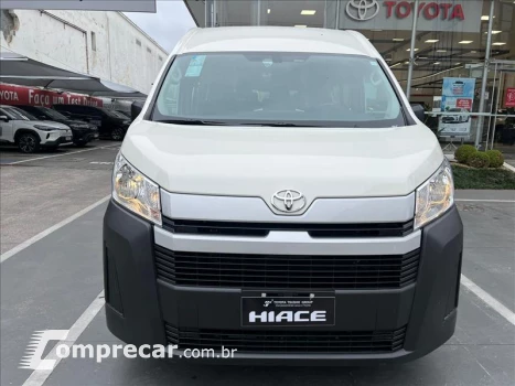 HIACE 2.8 D-4d Turbo Minibus 15+1 DX
