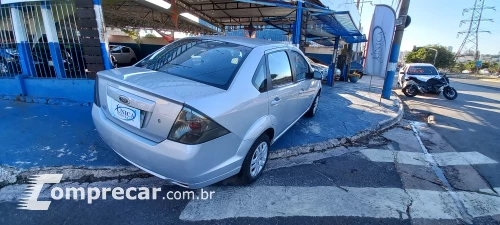 FIESTA 1.6 MPI Class Sedan 8V