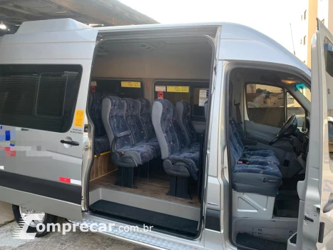 SPRINTER 2.2 415 CDI VAN 16 Lugares Teto Alto 16V Bi-turbo