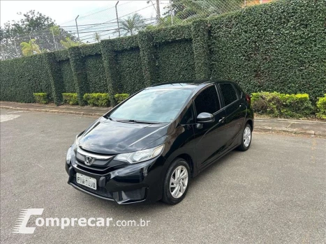 Honda FIT 1.5 LX 16V 4 portas