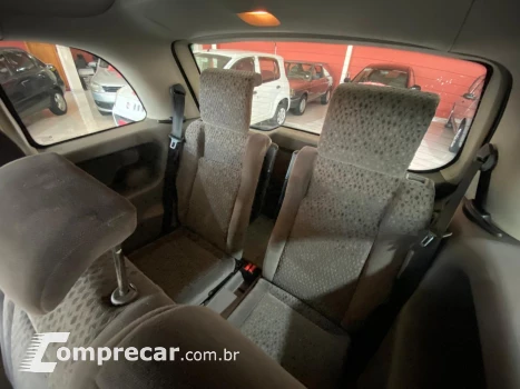 ZAFIRA 2.0 MPFI Elegance 8V