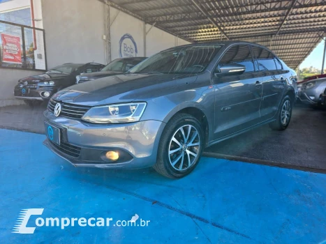 Volkswagen JETTA Comfortline 2.0 T.Flex 8V 4p Tipt. 4 portas