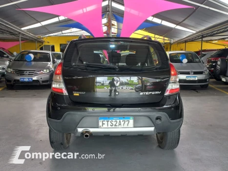 Sandero 1.6 STEPWAY 16V FLEX 4P AUTOMÁTICO