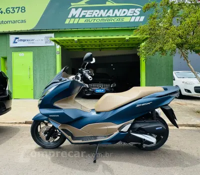 PCX 160 DLX