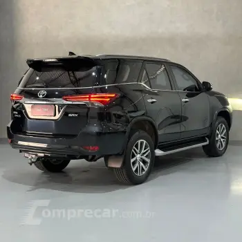 Hilux SW4 SRX 4x4 2.8 TDI 16V Dies. Aut.