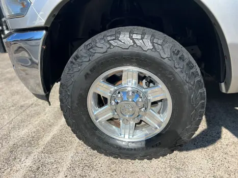 2500 6.7 I6 Turbo Laramie CD 4X4