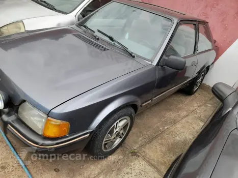 FORD Escort 1.6 2 portas