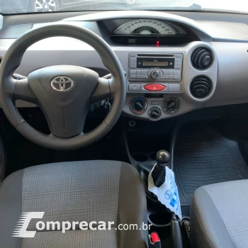Toyota ETIOS 1.3 X 16V 4 portas