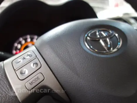 COROLLA - 1.8 GLI 16V 4P AUTOMÁTICO