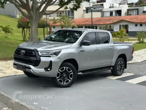 HILUX 2.8 D-4D TURBO DIESEL CD SRX 4X4 AUTOMÁTICO