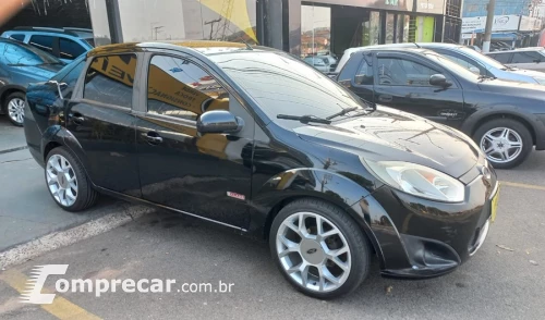 FORD FIESTA 4 portas