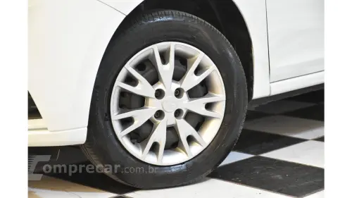 LOGAN - 1.0 12V SCE ZEN MANUAL