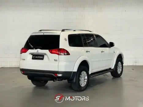 PAJERO DAKAR - 3.2 HPE 4X4 7 LUGARES 16V TURBO INTERCOOLER 4