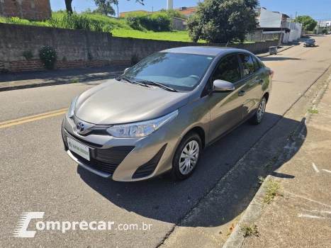 Toyota YARIS 1.5 16V Sedan XL Live 4 portas