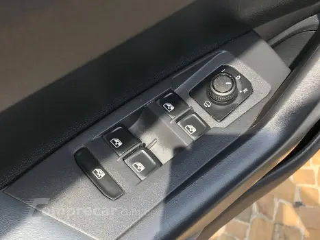 Nivus 1.0 200 Tsi Total Flex Highline Automático