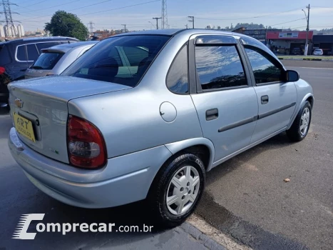 CORSA 1.0 MPFI Classic Sedan 8V