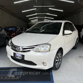 Toyota ETIOS PLATINUM Sed. 1.5 Flex 16V 4p Mec. 4 portas