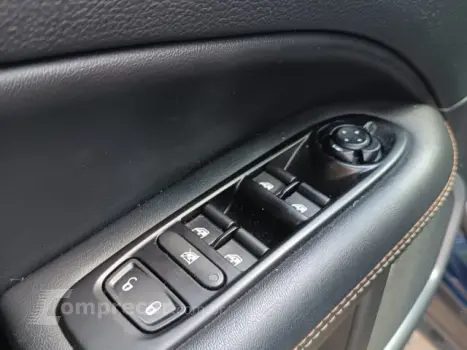 COMPASS - 2.0 16V LONGITUDE 4X4 AUTOMÁTICO