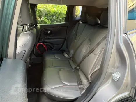 RENEGADE 2.0 16V Turbo Trailhawk 4X4